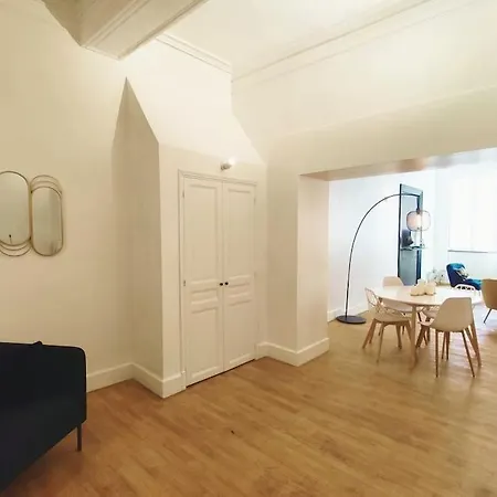 Carcassonnais Avec Parking Apartment *